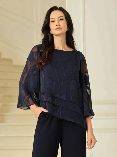 Blusa tipo capa de gasa floral