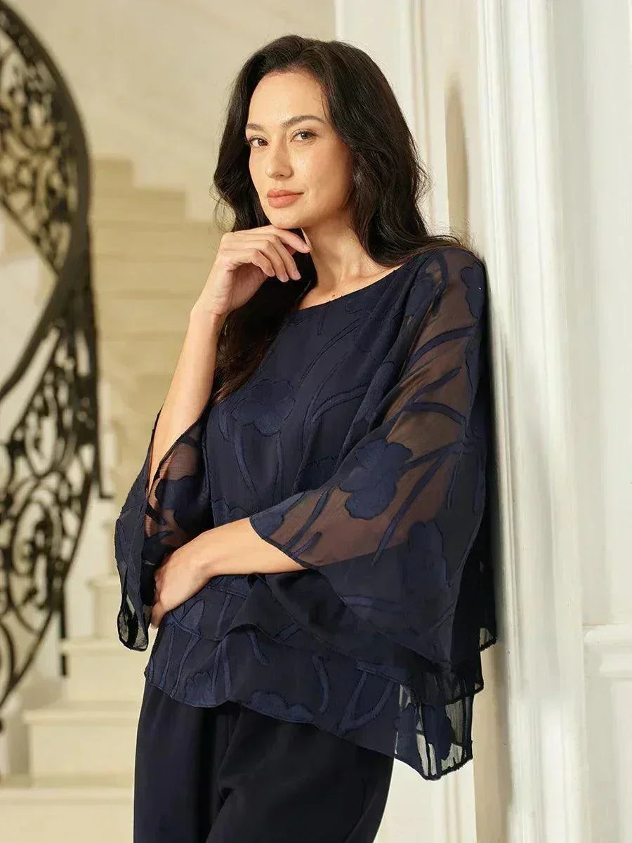 Blusa tipo capa de gasa floral