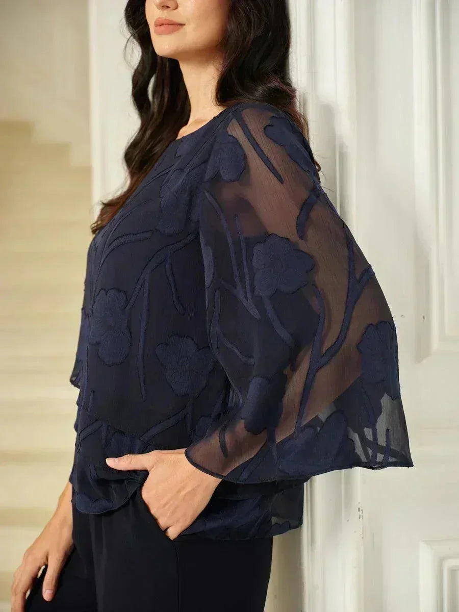 Blusa tipo capa de gasa floral