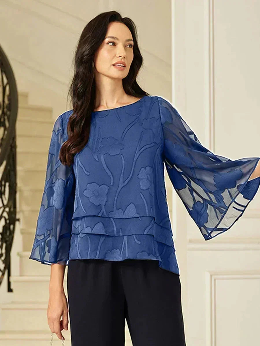 Blusa tipo capa de gasa floral